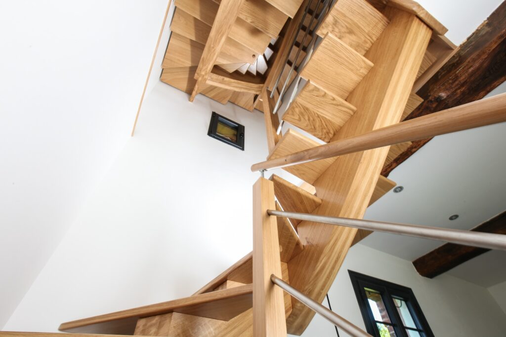 Escalier bois massif sur mesure Rouen